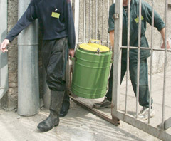 Ant valstybės sprando —  172 milijonai litų