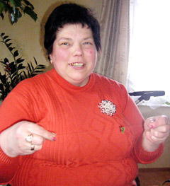 Prenumeratorė pasinėrė į segių gamybą