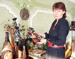 Savamokslė odos karalienė