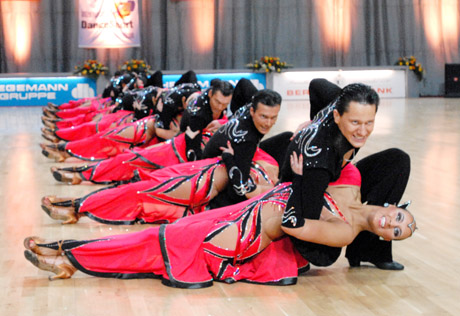 Moters dienos proga plevens „Žuvėdra“