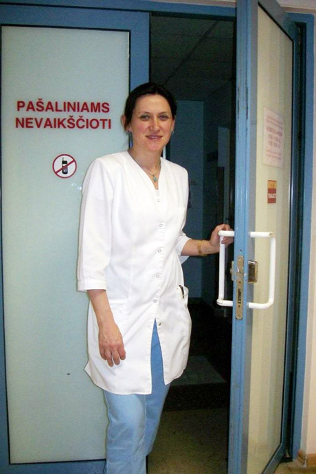 Po akistatos su žaibu delsti nevalia