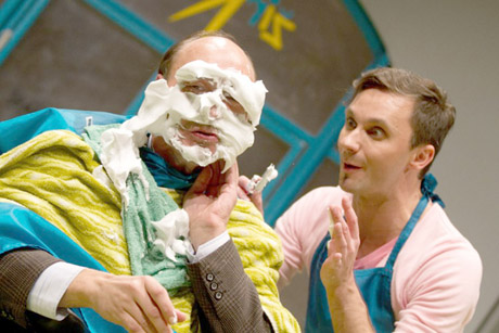 „ŽIRKLĖS“ – KRIMINALINĖ KOMEDIJA, KURIAI PABAIGĄ KURIA ŽIŪROVAI