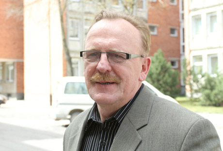 Ar reikia pedagogus anksčiau išleisti į pensiją?