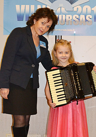 Jaunoji akordeonistė laimi tarptautiniuose konkursuose