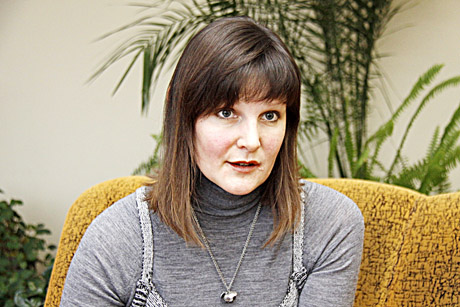 Motociklo variklis šalia mokinio ausų