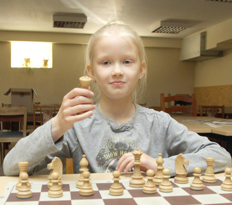 Prie šachmatų lentos – su Lietuvos čempione