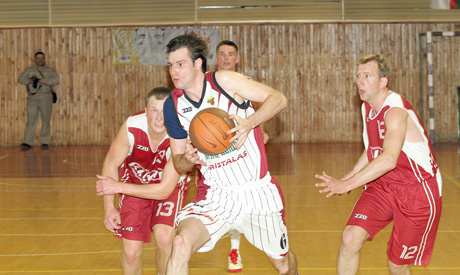 „Grafų baldai-Kristalas“ tapo čempionais