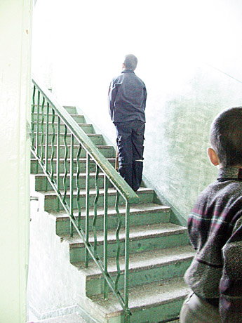 Skaudi patirtis atvedė į vaikų namus