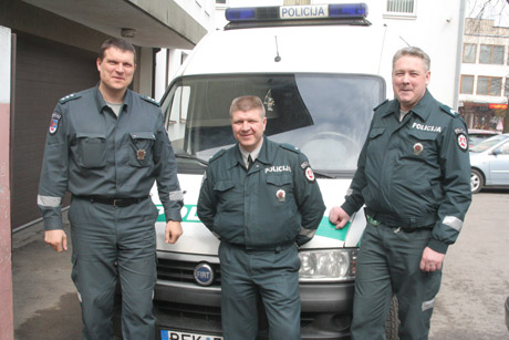 Dėmesio – konvojus eina