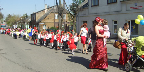 Šeduvą užliejo gėlių jūra