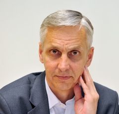 Kovos su šešėliu imasi visuomenė