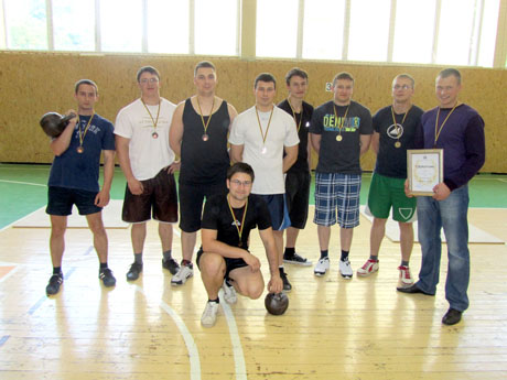 Svars­čių kil­no­ji­mo var­žy­bo­se – tre­čia vie­ta, kroso – pirma