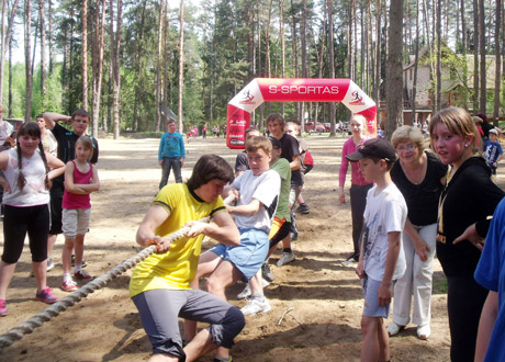 Vaikai ir mokytojai dalyvavo „Bubių pavasario“ žaidynėse