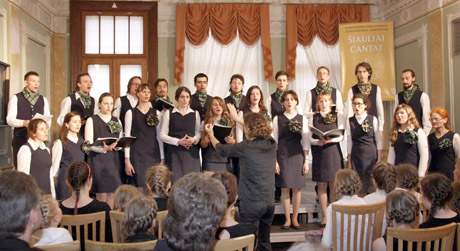 Auksą pelnė Sankt Peterburgo ir Berlyno chorai