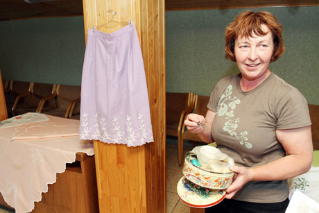 Siuvinėtoja pirmą kartą parodė savo darbus