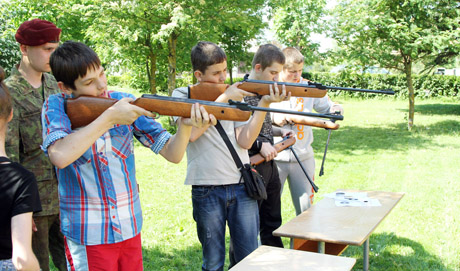 Mi­nė­ta Ka­riuo­me­nės ir vi­...