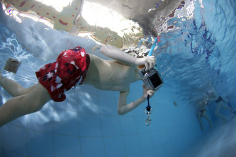 Vaikai mokėsi nardyti ir fotografuoti po vandeniu