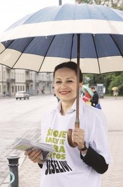 Sunkiau šešėlyje krautis pinigus