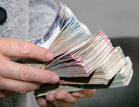 Būrėjos pažadai šiauliečiui kainavo tūkstantį litų