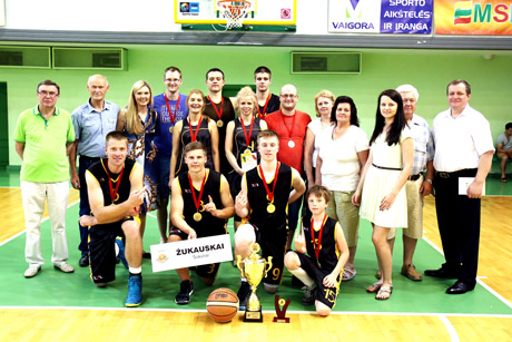 Taurė atiteko Mindaugo Žukausko šeimai