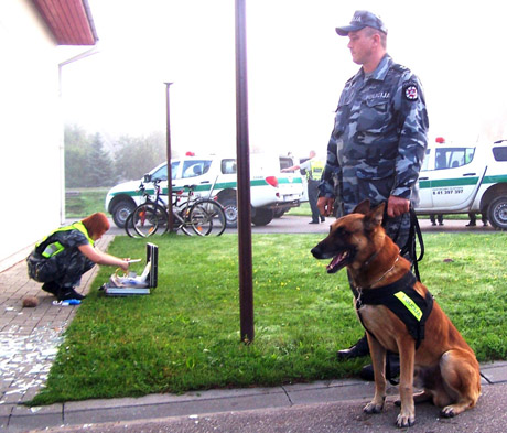 Chuliganus susekė policijos šuo