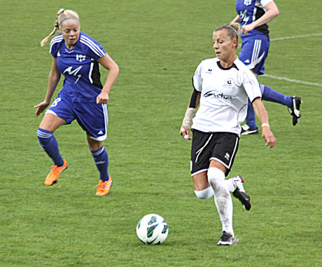 „Gintra-Universitetas“ įveikė Farerų salų futbolininkes