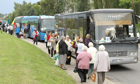 Į Baltijos kelio jubiliejaus minėjimą – pusketvirto autobuso šiauliečių