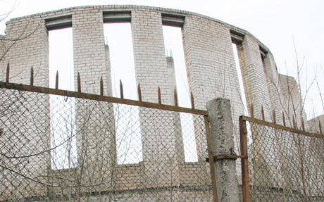 Kvailyste kve­pian­tis pro­jek­tas – ša­lia NA­TO ba­zės