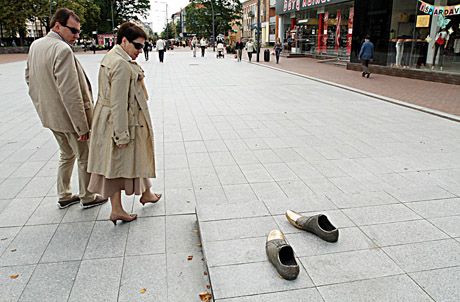 Nauji meniniai akcentai traukia akį