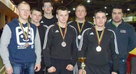 Joniškiečiai nusileido tik olimpiečiams